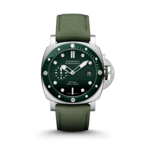 PAM01287 Submersible QuarantaQuattro Verde Smeraldo