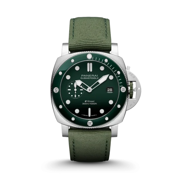 PAM01287 Submersible QuarantaQuattro Verde Smeraldo