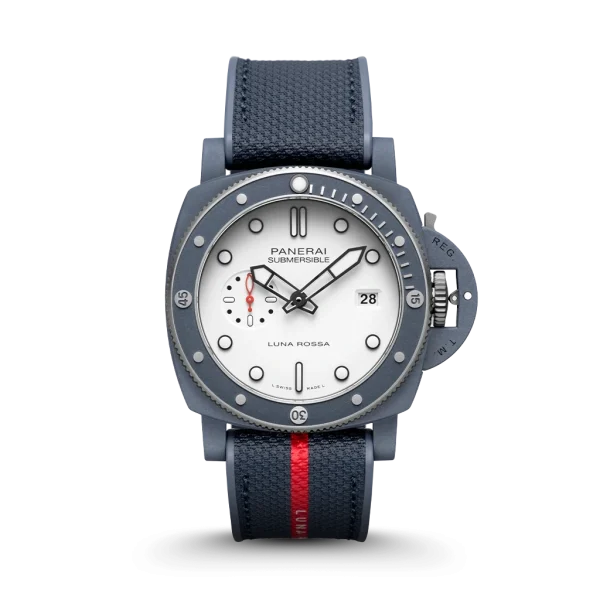 PAM01543 Submersible QuarantaQuattro Luna Rossa Ti-Ceramitech